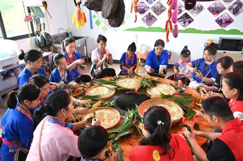丨家国情怀 根植华夏pg试玩时政微观察
