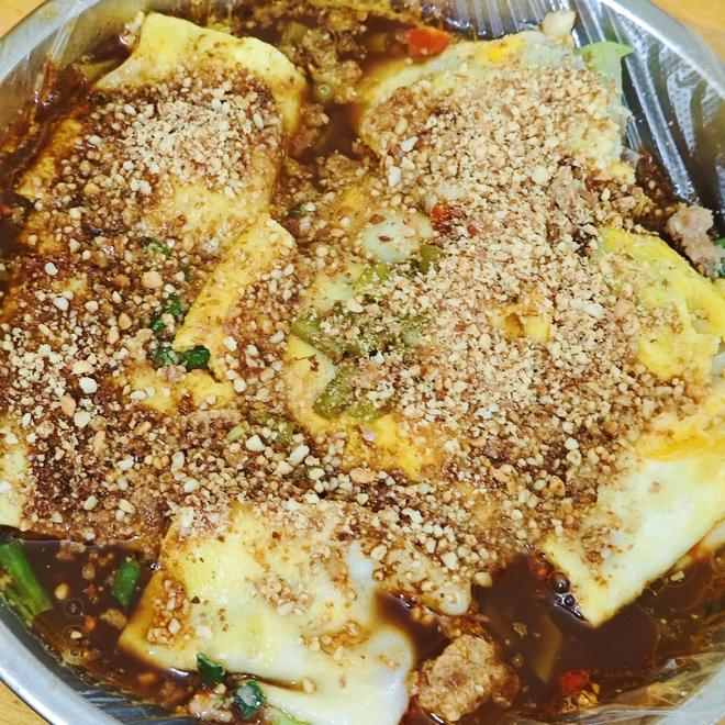 美味本地人都习以为常游客看来十分怪异pg电子模拟器广西夜市中最具特色的(图6)