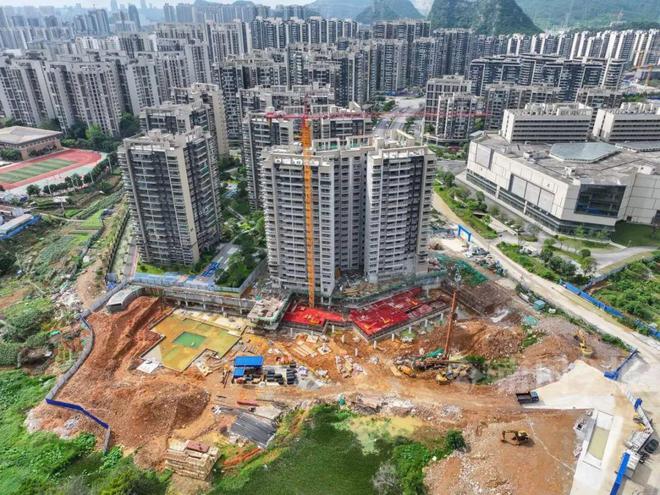 喊话房开：“还我楼间距还我江景！”电子pg柳州彰泰江与城业主怒了！(图8)